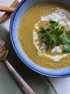 Slow cooker lentil soup 